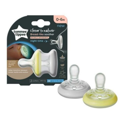 Tommee Tippee nyugtató cumi CTN Night anyamell formájú 0-6 hó 2 db